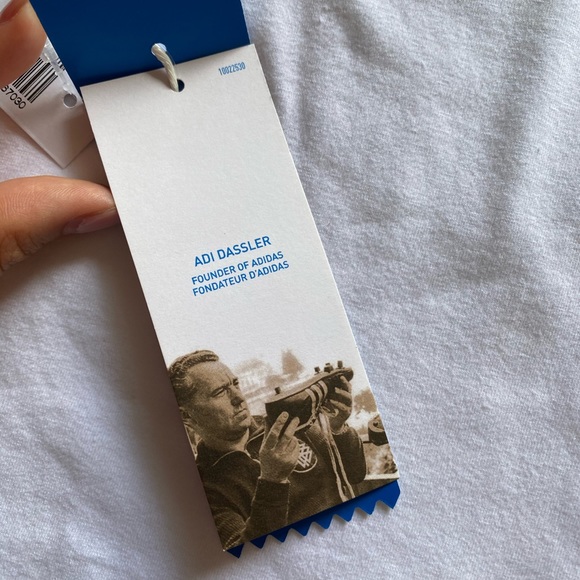 Brand New Adidas T-shirt - Picture 8 of 9